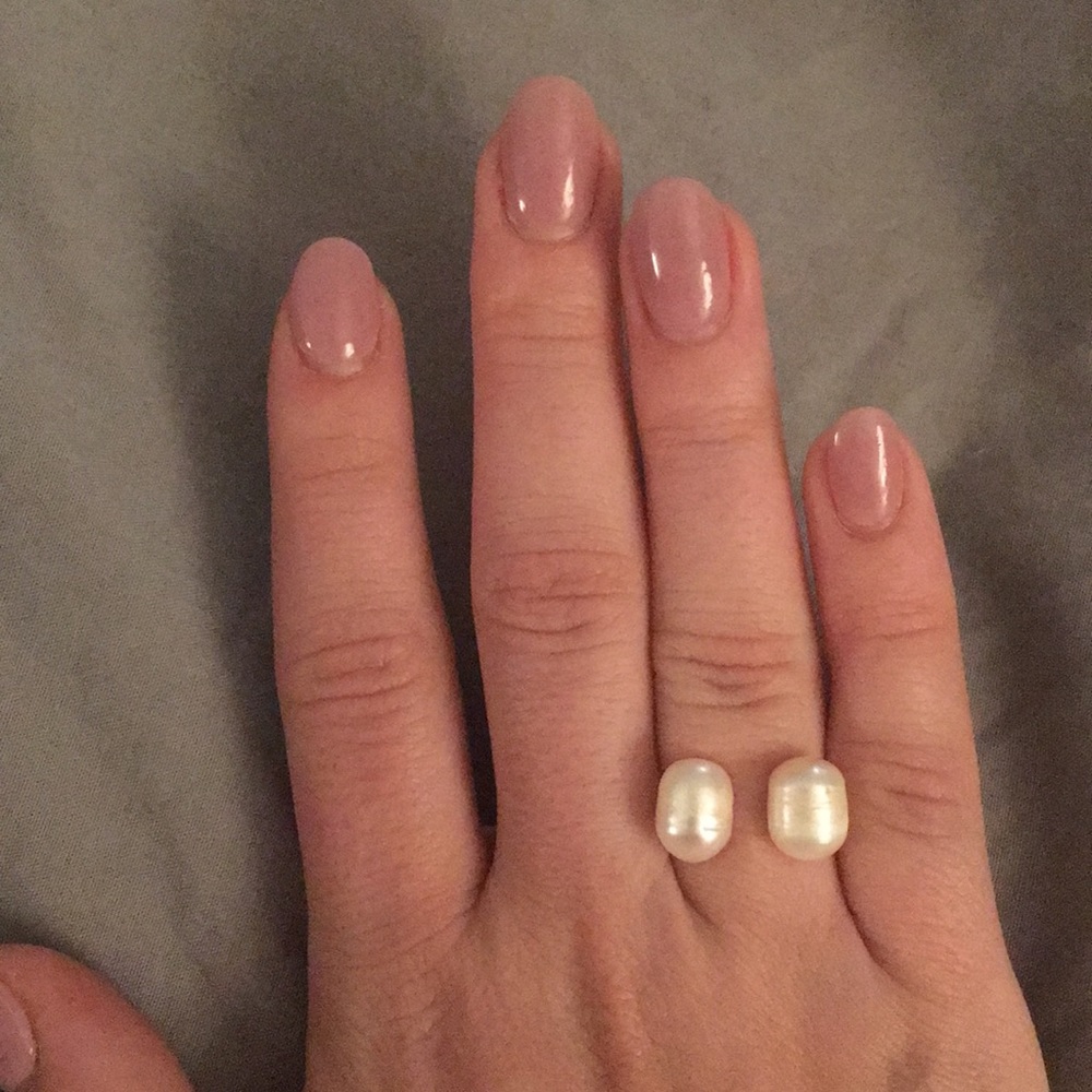 Open pearl and gold ring